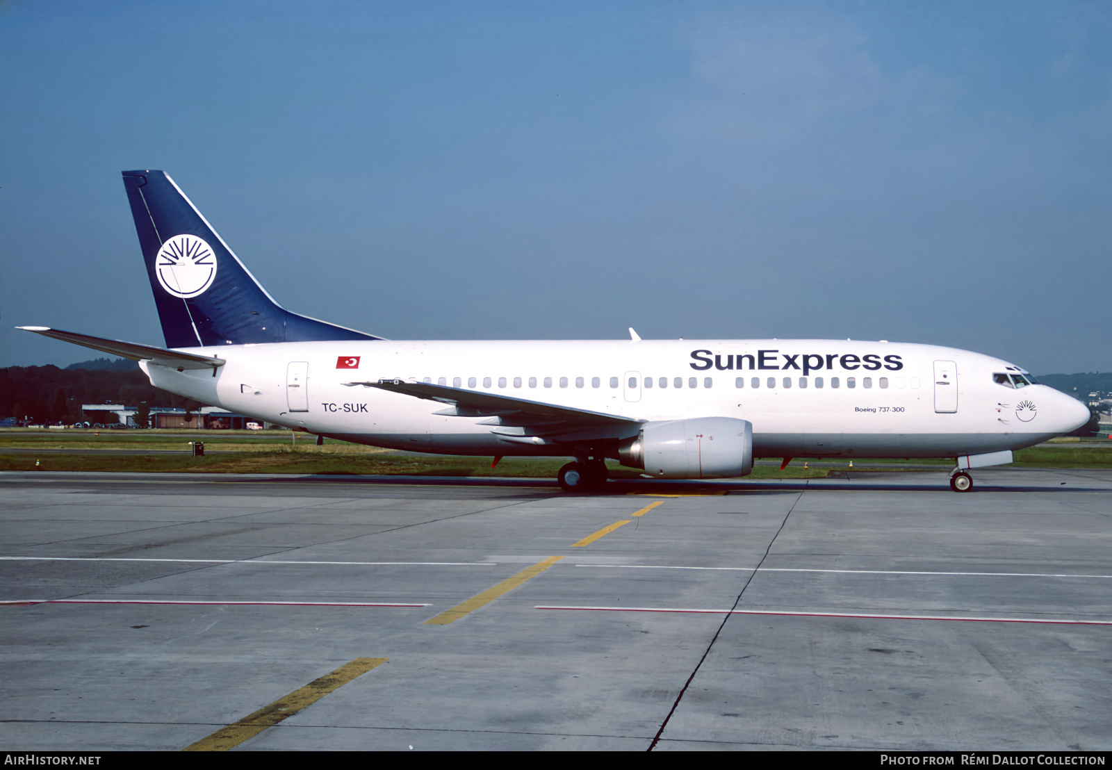 Aircraft Photo of TC-SUK | Boeing 737-330 | SunExpress | AirHistory.net #830054