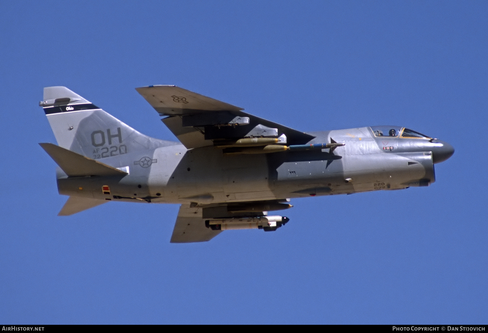 Aircraft Photo of 72-0220 / AF72-220 | LTV A-7D Corsair II | USA - Air Force | AirHistory.net #830155