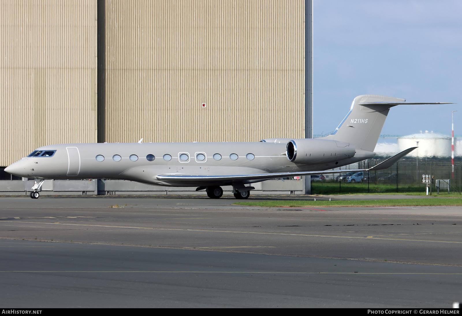 Aircraft Photo of N211HS | Gulfstream Aerospace G700 | AirHistory.net #830180