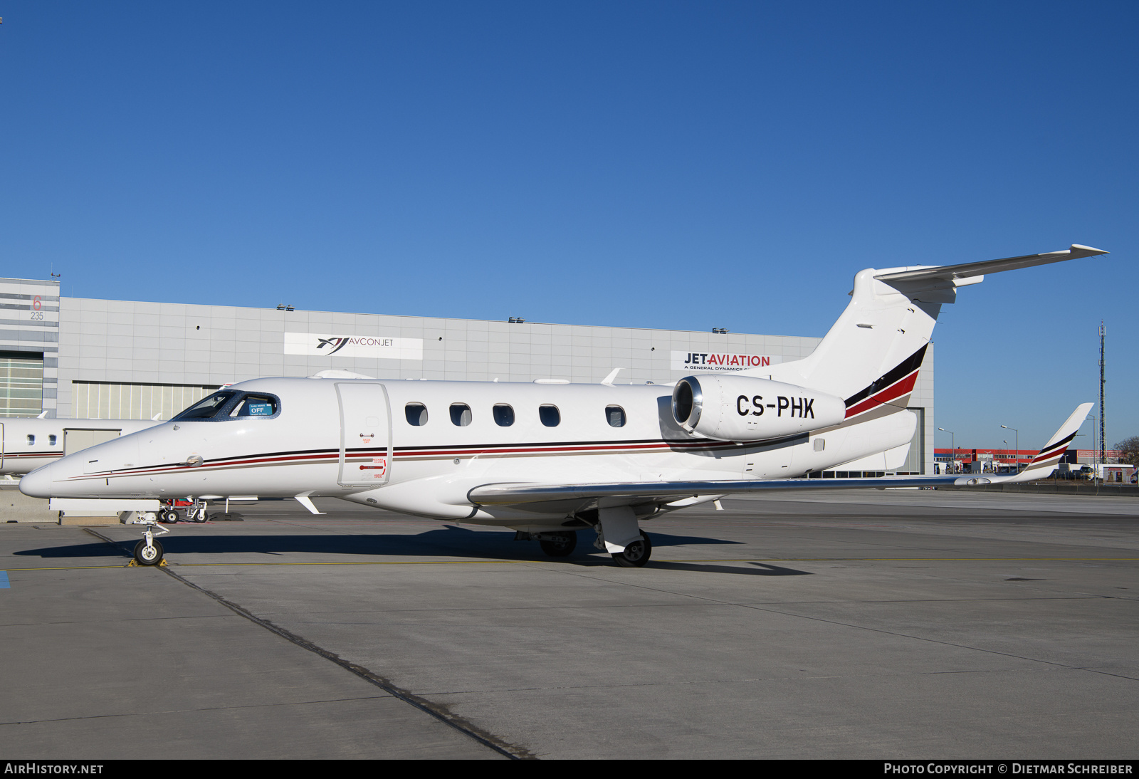Aircraft Photo of CS-PHK | Embraer EMB-505 Phenom 300 | AirHistory.net #830345