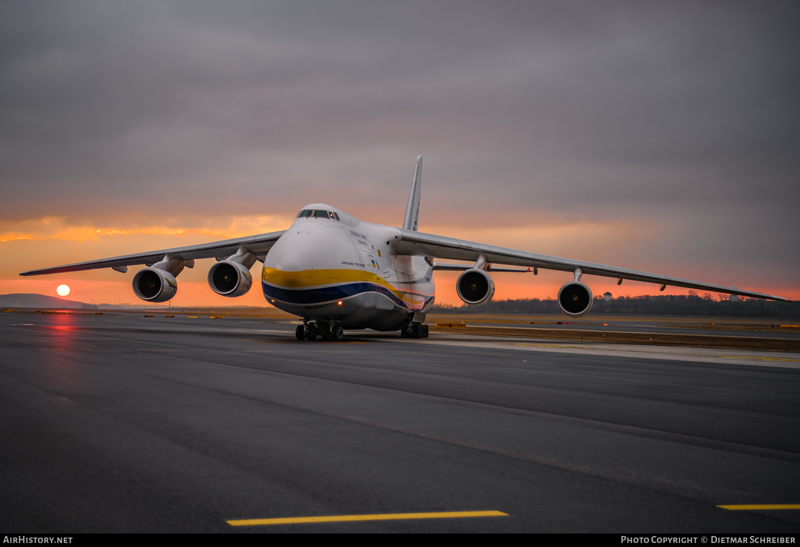 Aircraft Photo of UR-82027 | Antonov An-124-100M Ruslan | Antonov Design Bureau | AirHistory.net #830386