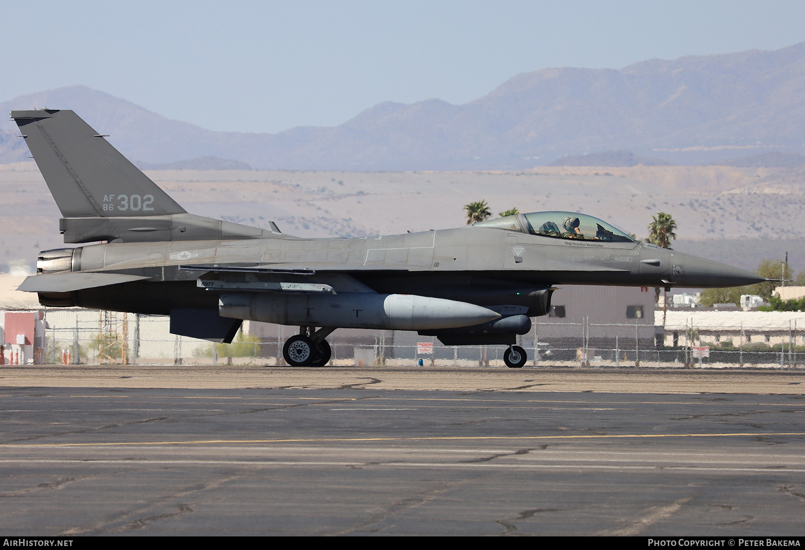 Aircraft Photo of 86-0302 / AF86-302 | General Dynamics F-16C Fighting Falcon | USA - Air Force | AirHistory.net #830480