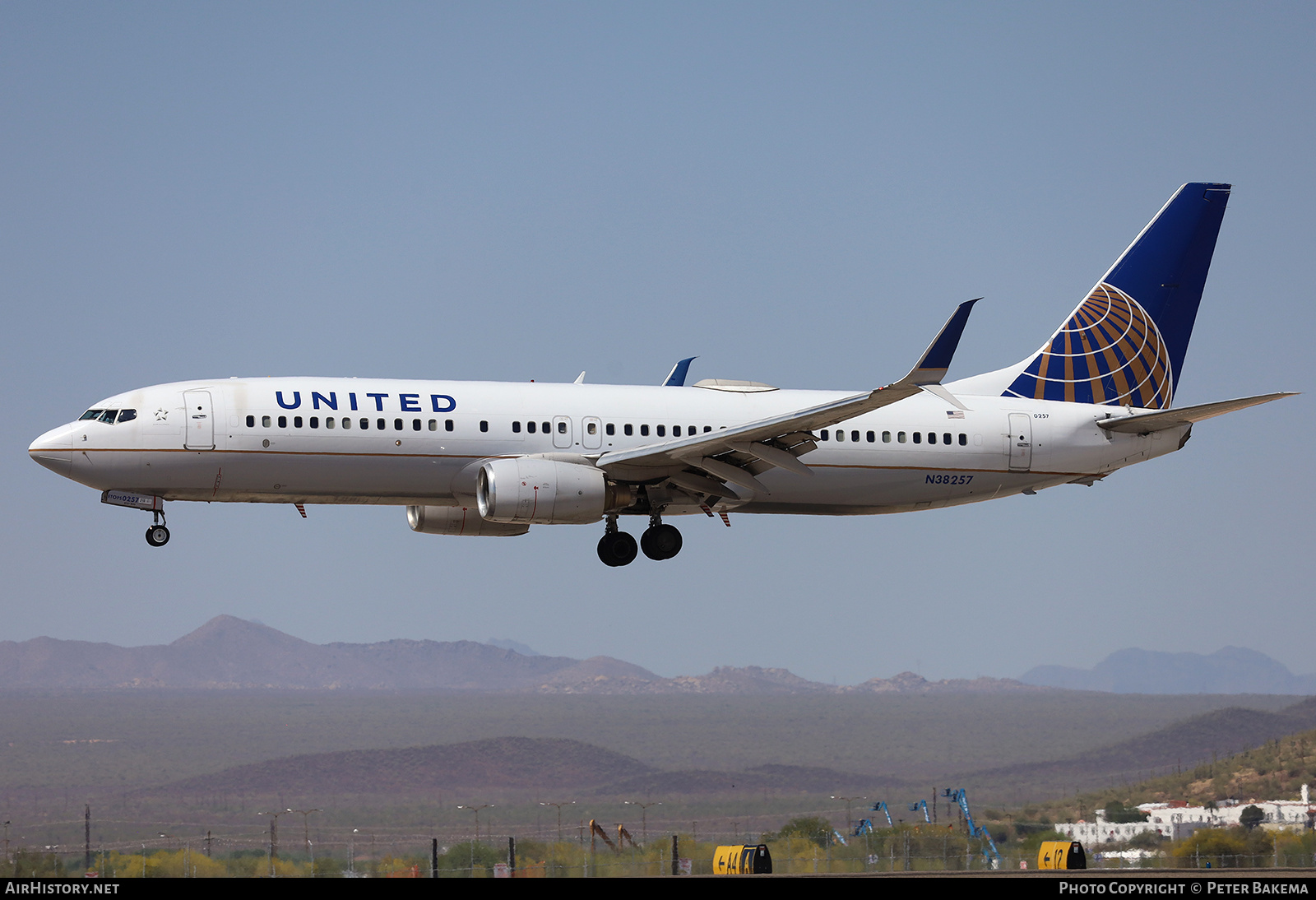 Aircraft Photo of N38257 | Boeing 737-824 | United Airlines | AirHistory.net #830489
