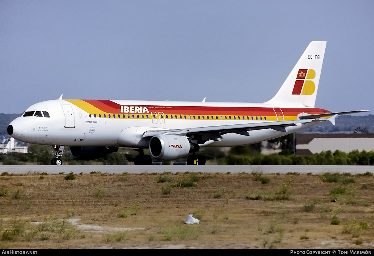 Aircraft Photo of EC-FGU | Airbus A320-211 | Iberia | AirHistory.net #830493