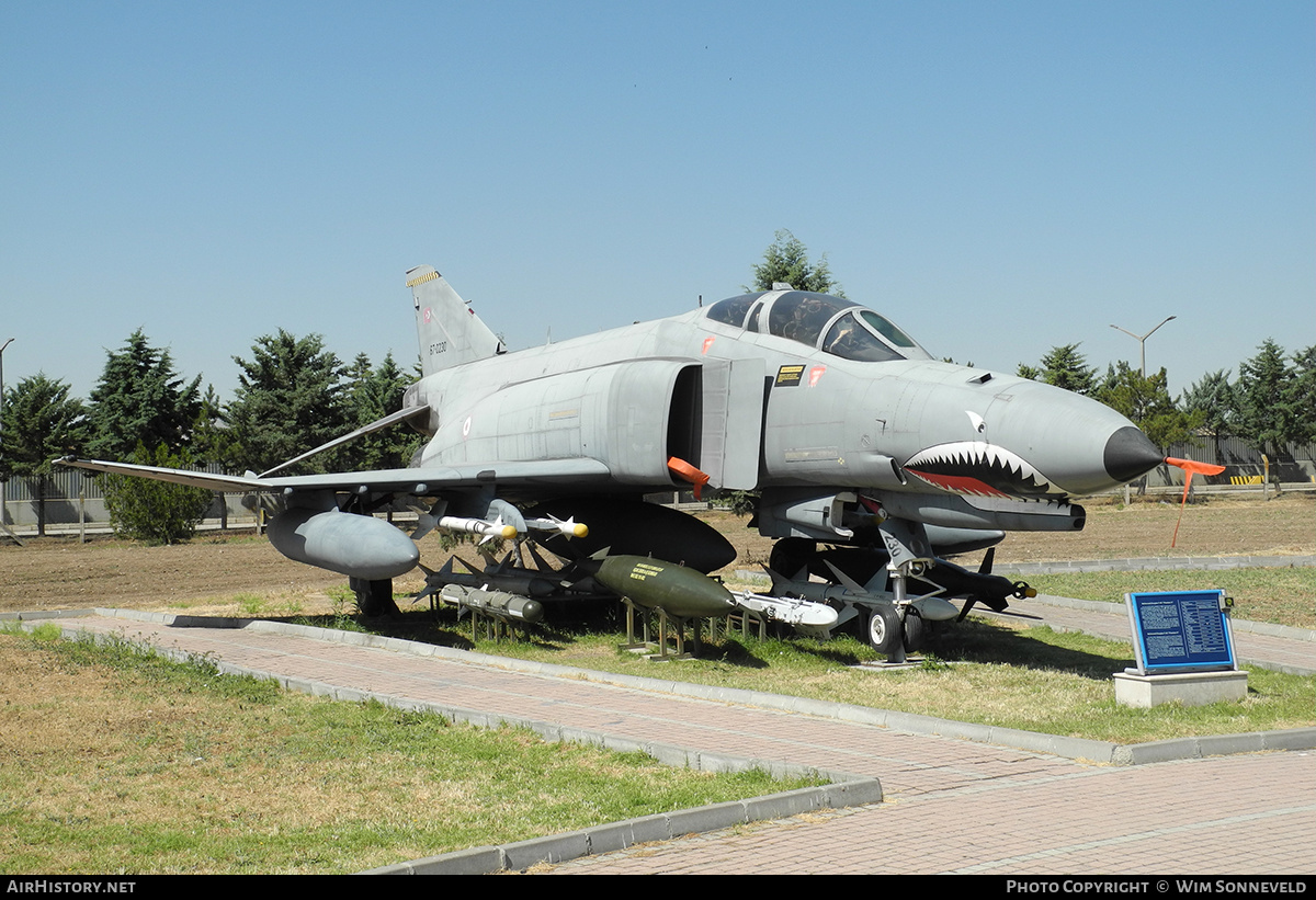 Aircraft Photo of 67-0230 | McDonnell Douglas F-4E Phantom II | Turkey - Air Force | AirHistory.net #830505