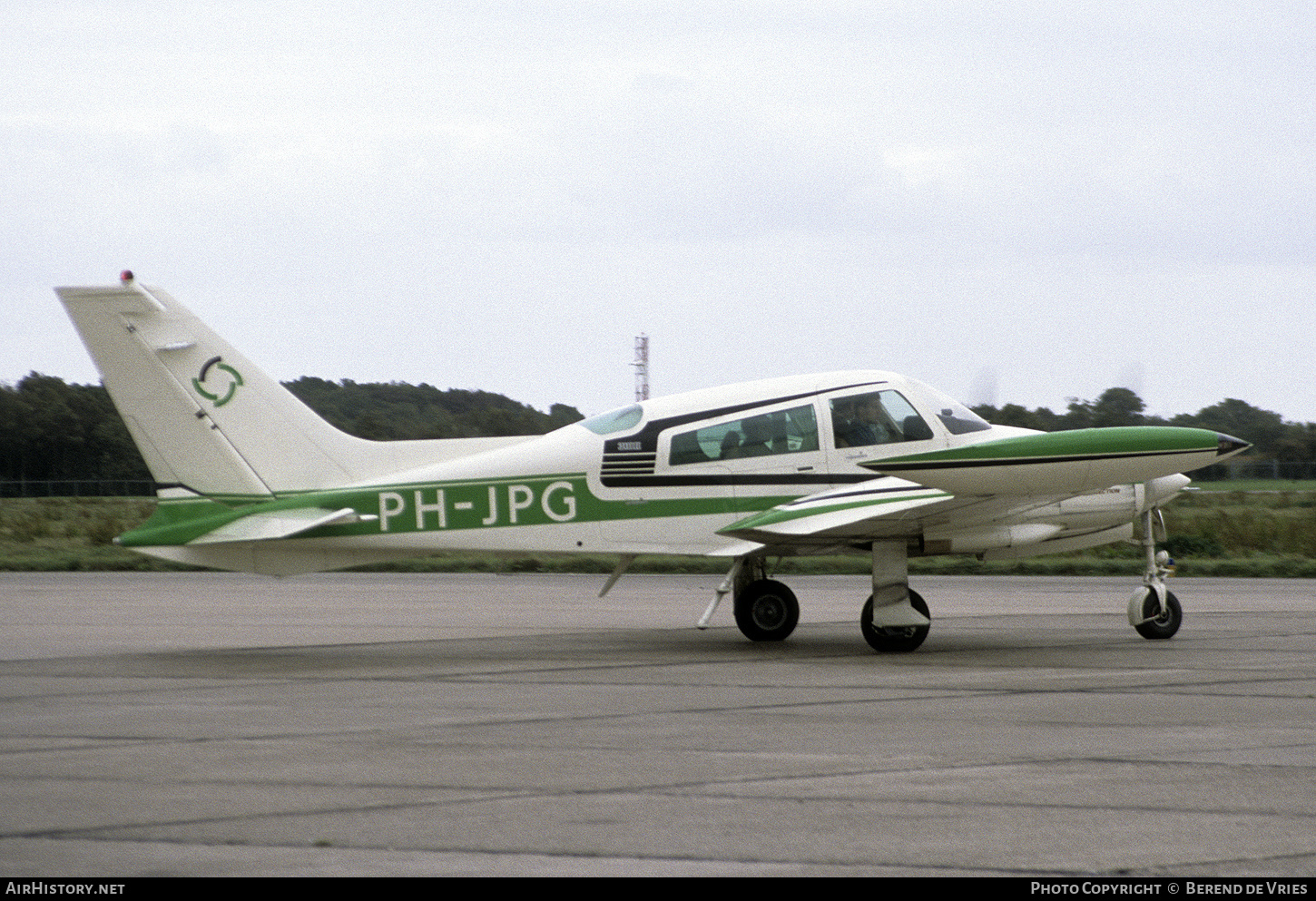 Aircraft Photo of PH-JPG | Cessna 310Q | AirHistory.net #830566