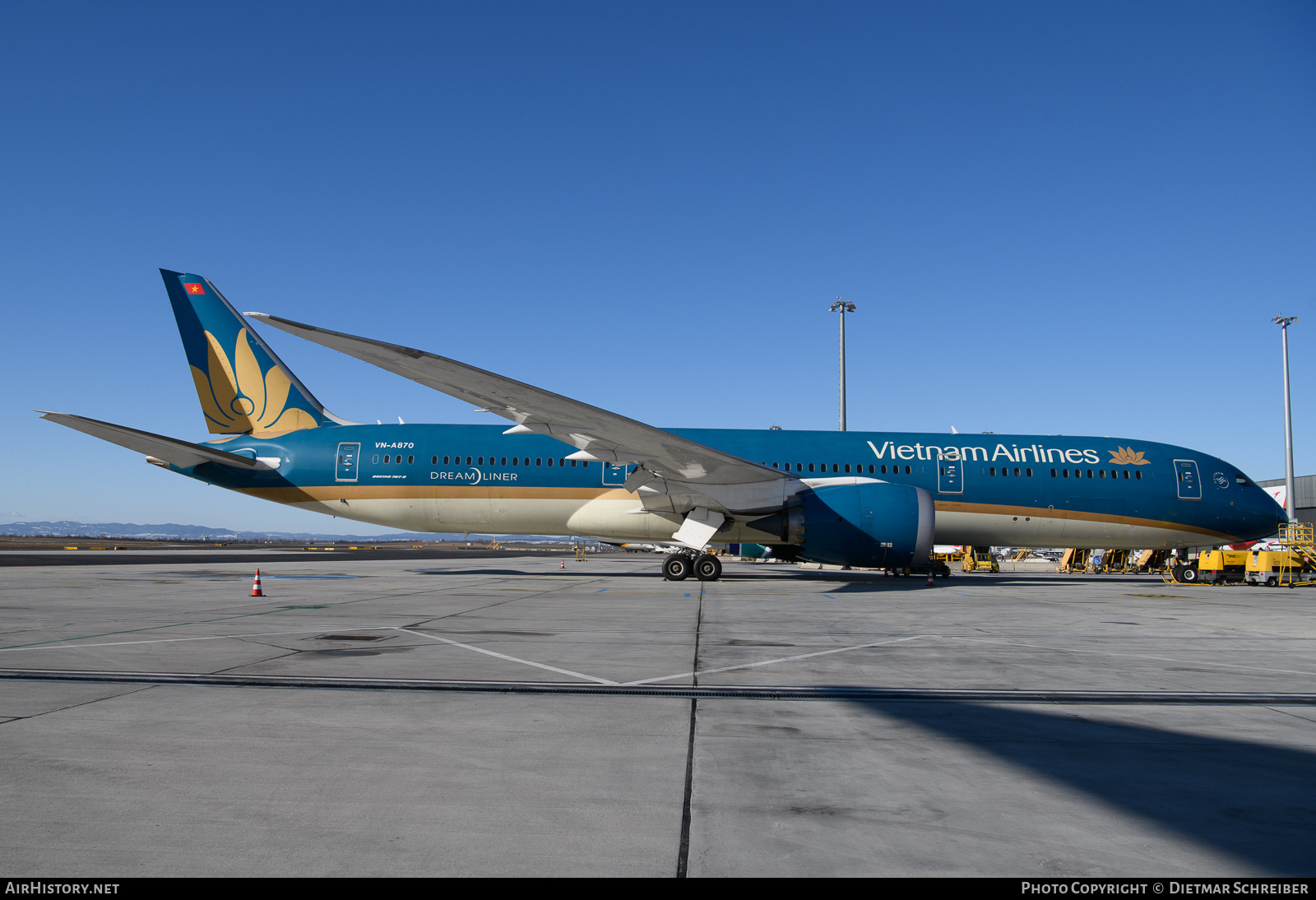Aircraft Photo of VN-A870 | Boeing 787-9 Dreamliner | Vietnam Airlines | AirHistory.net #830638