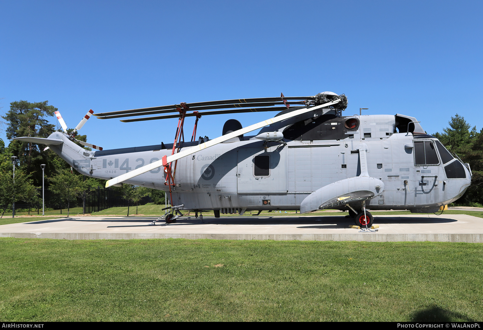 Aircraft Photo of 12428 | Sikorsky CH-124A Sea King (S-61B) | Canada - Air Force | AirHistory.net #830679