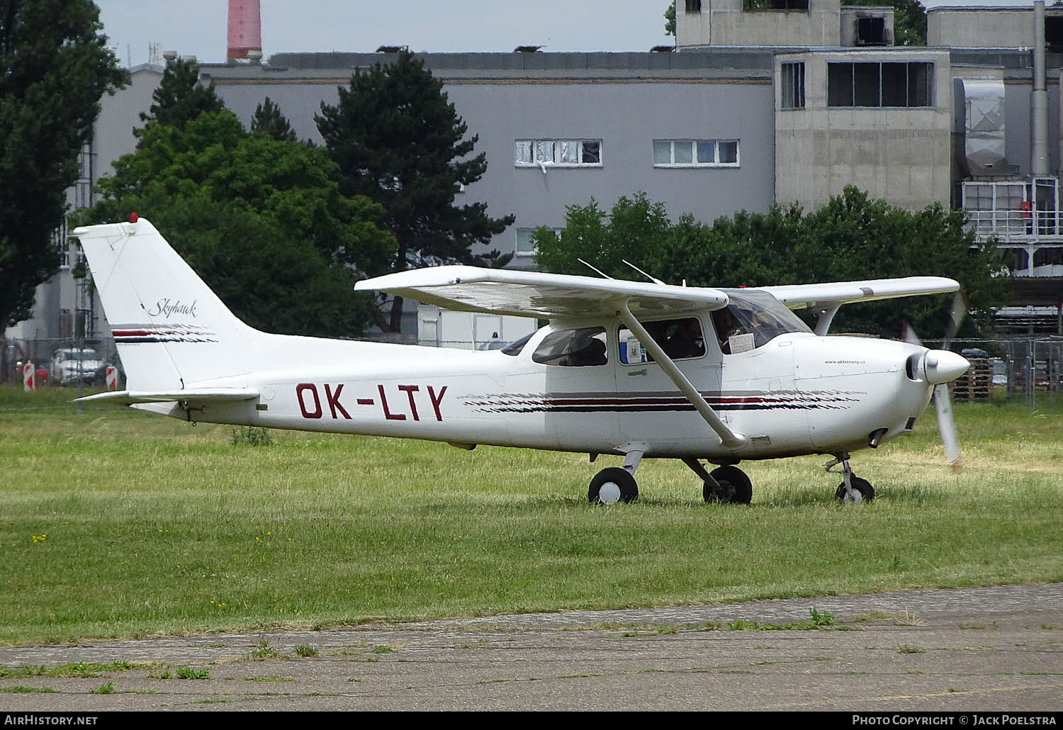 Aircraft Photo of OK-LTY | Cessna 172R Skyhawk | AirHistory.net #830815