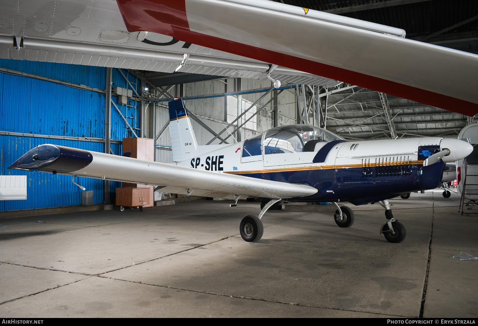 Aircraft Photo of SP-SHE | Zlin Z-142 | AirHistory.net #830823