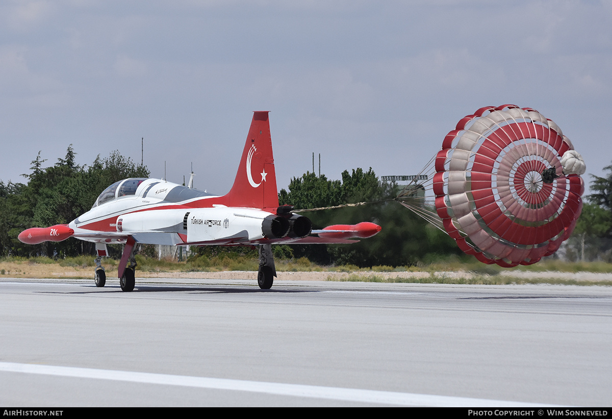 Aircraft Photo of 71-4021 / 4021 | Canadair NF-5B-2000 | Turkey - Air Force | AirHistory.net #830843