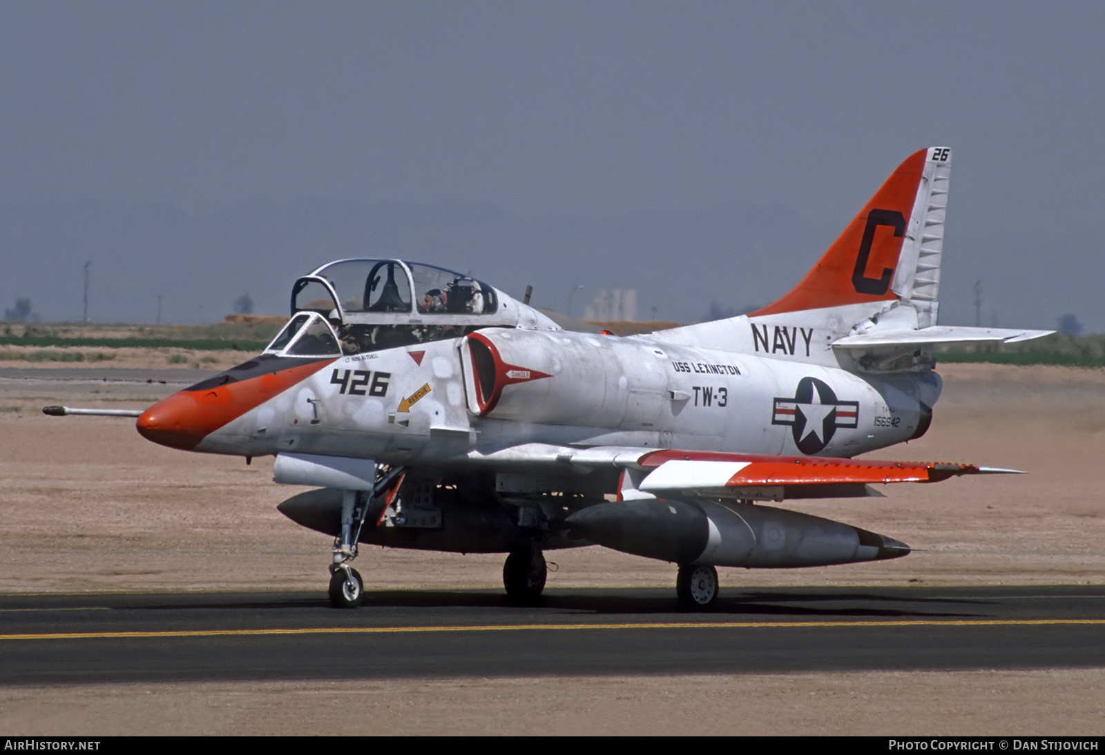Aircraft Photo of 156942 | McDonnell Douglas TA-4J Skyhawk | USA - Navy | AirHistory.net #830917