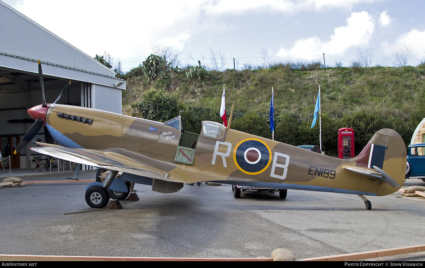 Aircraft Photo of EN199 | Supermarine 361 Spitfire F9 | UK - Air Force | AirHistory.net #830946