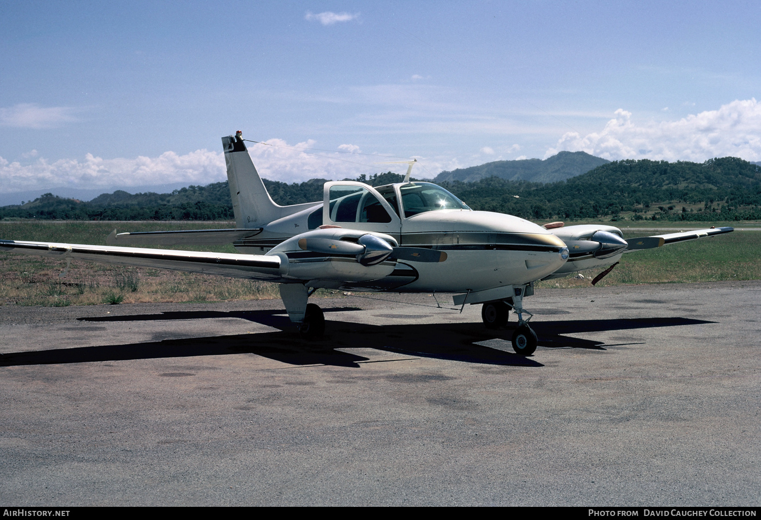 Aircraft Photo of VH-SQF | Beech D55 Baron | AirHistory.net #830951