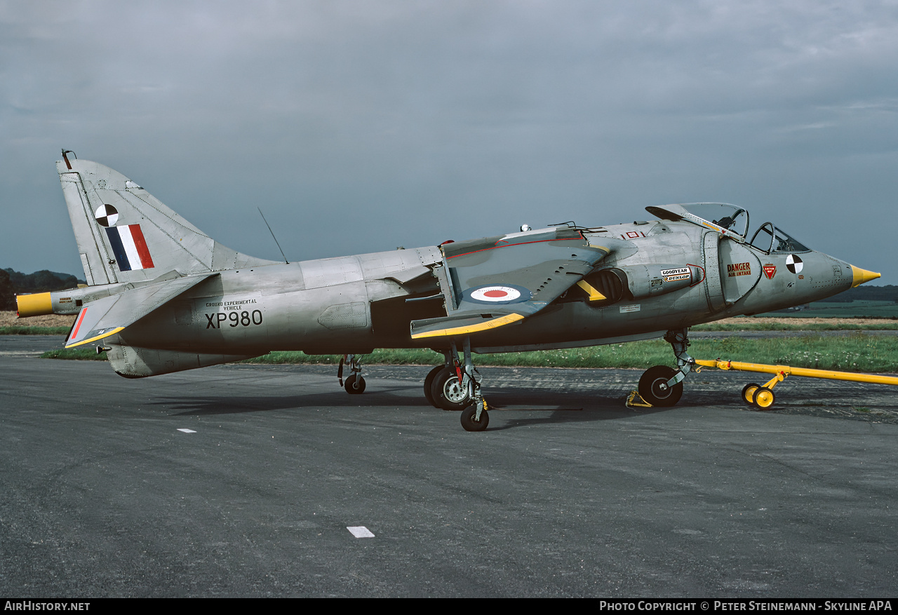 Aircraft Photo of XP980 | Hawker Siddeley P-1127 | UK - Air Force | AirHistory.net #831099