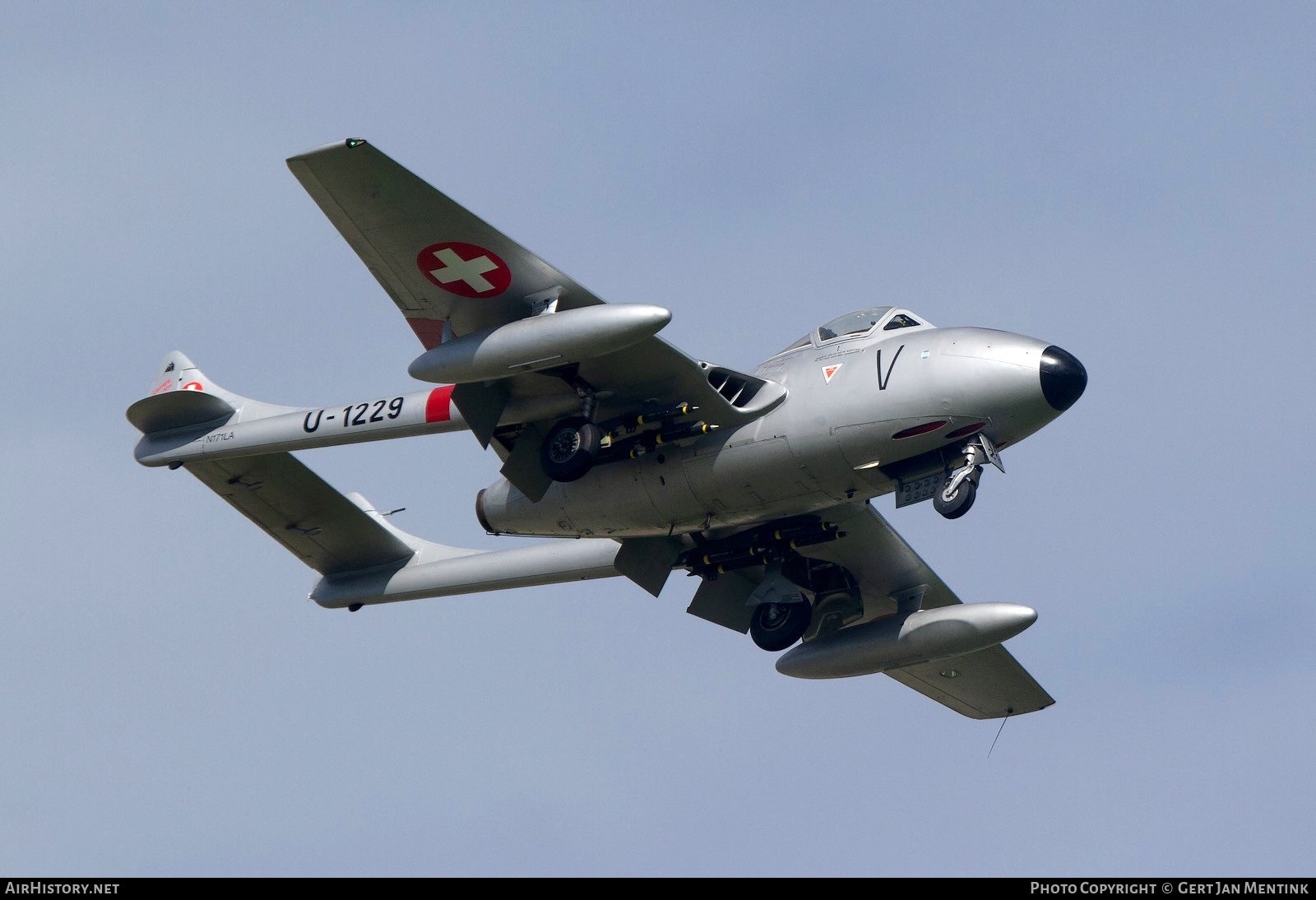 Aircraft Photo of N171LA / U-1229 | De Havilland D.H. 115 Vampire T55 | Switzerland - Air Force | AirHistory.net #831119