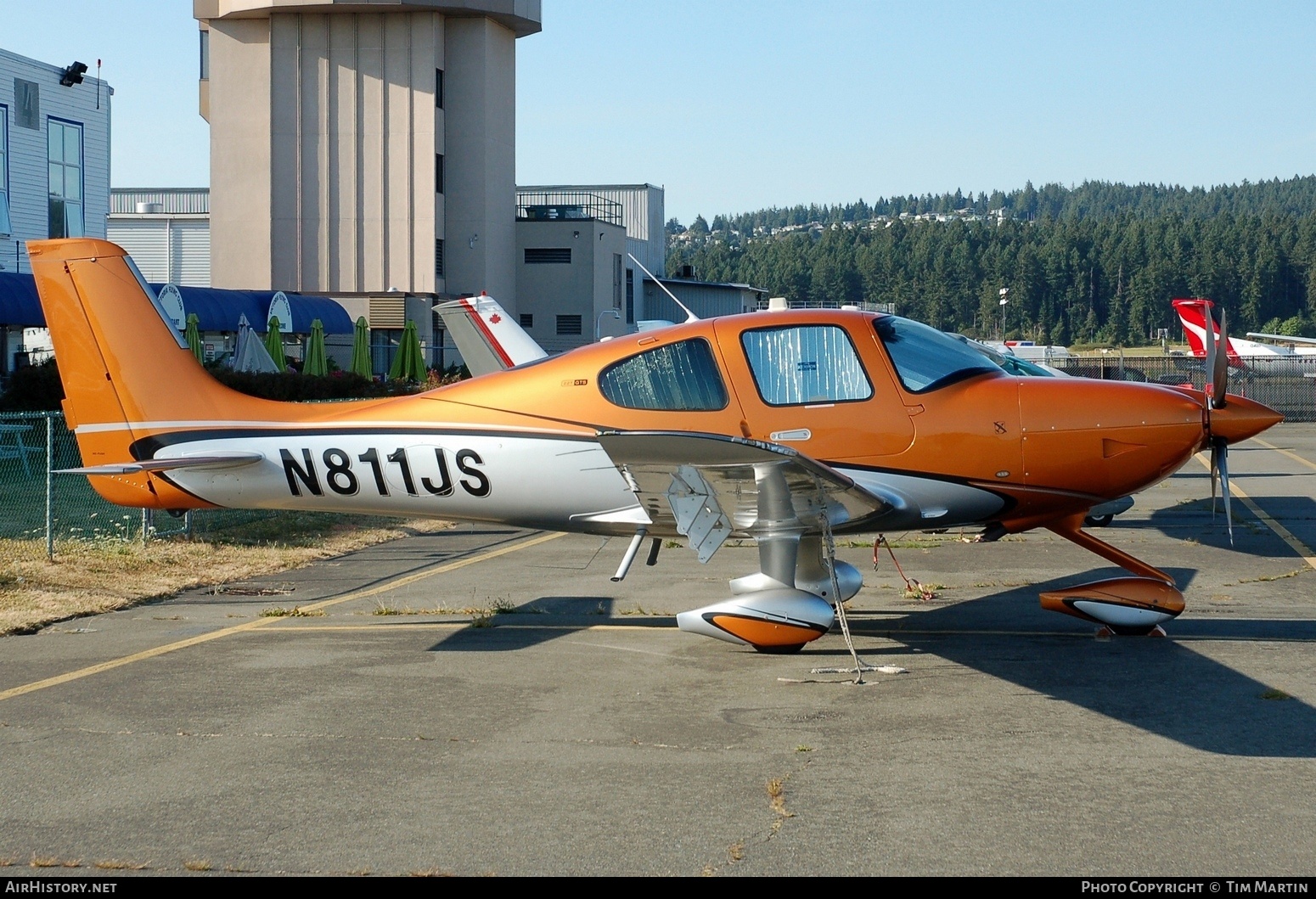 Aircraft Photo of N811JS | Cirrus SR-22T G7-GTS | AirHistory.net #831246