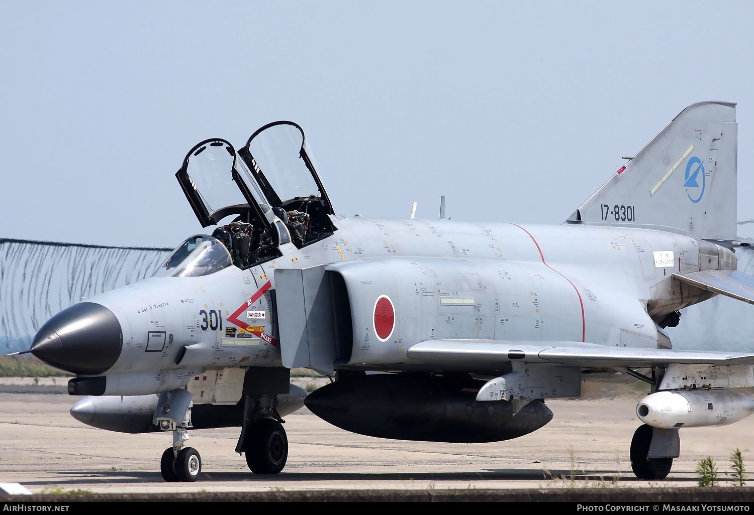 Aircraft Photo of 17-8301 | McDonnell Douglas F-4EJ Phantom II | Japan - Air Force | AirHistory.net #831260