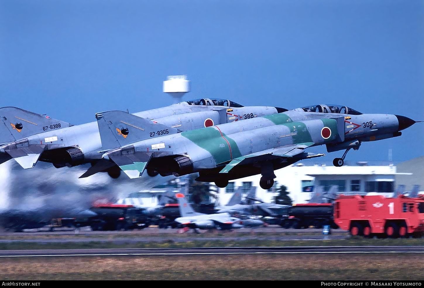 Aircraft Photo of 27-8305 | McDonnell Douglas F-4EJ Phantom II | Japan - Air Force | AirHistory.net #831295