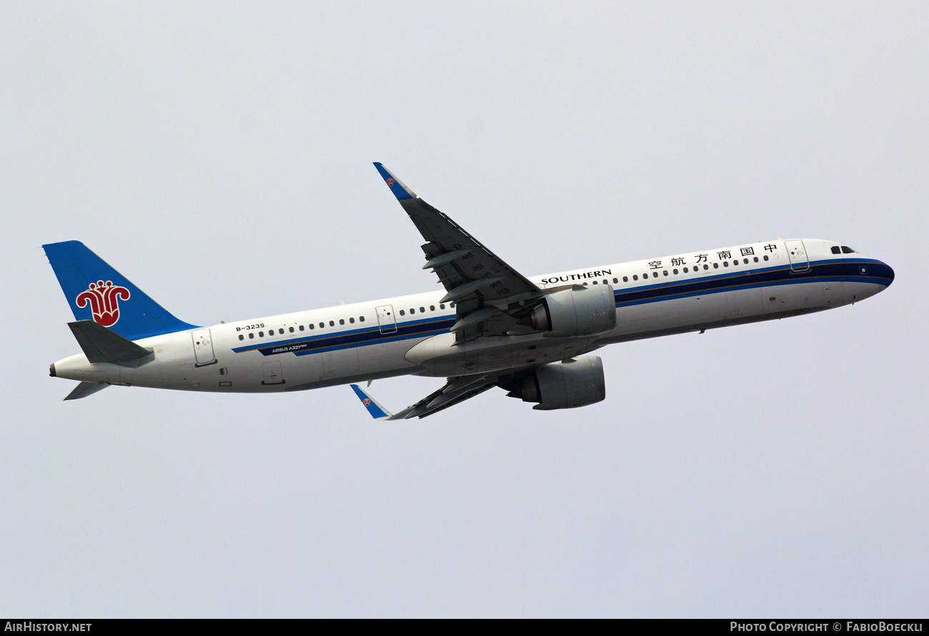 Aircraft Photo of B-323S | Airbus A321-253NX | China Southern Airlines | AirHistory.net #831372