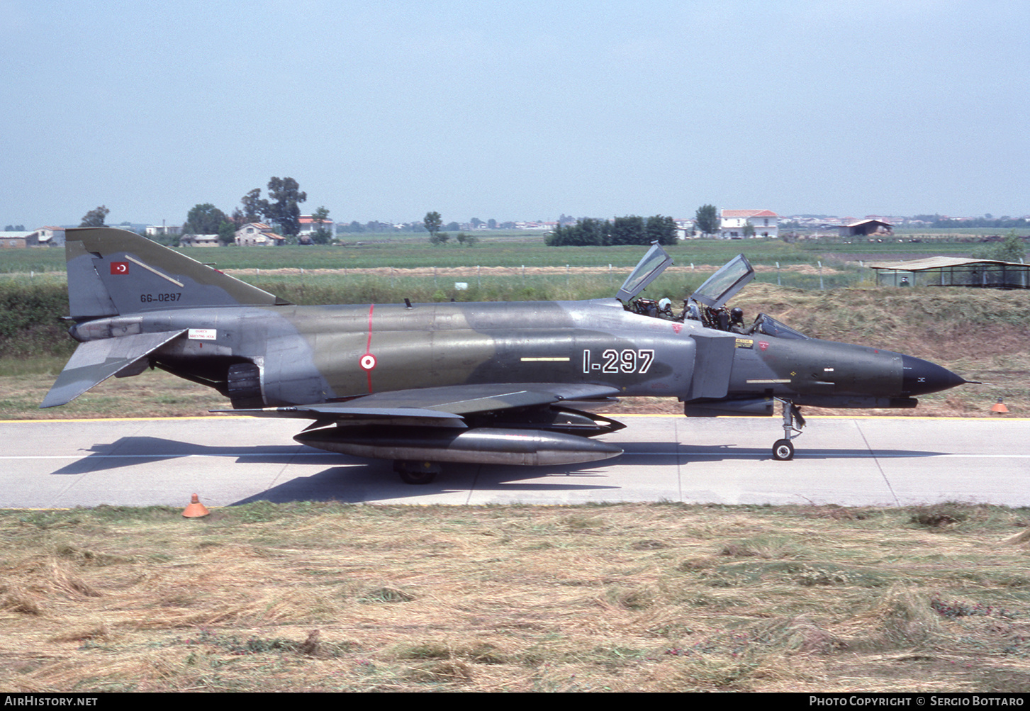 Aircraft Photo of 66-0297 | McDonnell Douglas F-4E Phantom II | Turkey - Air Force | AirHistory.net #831437