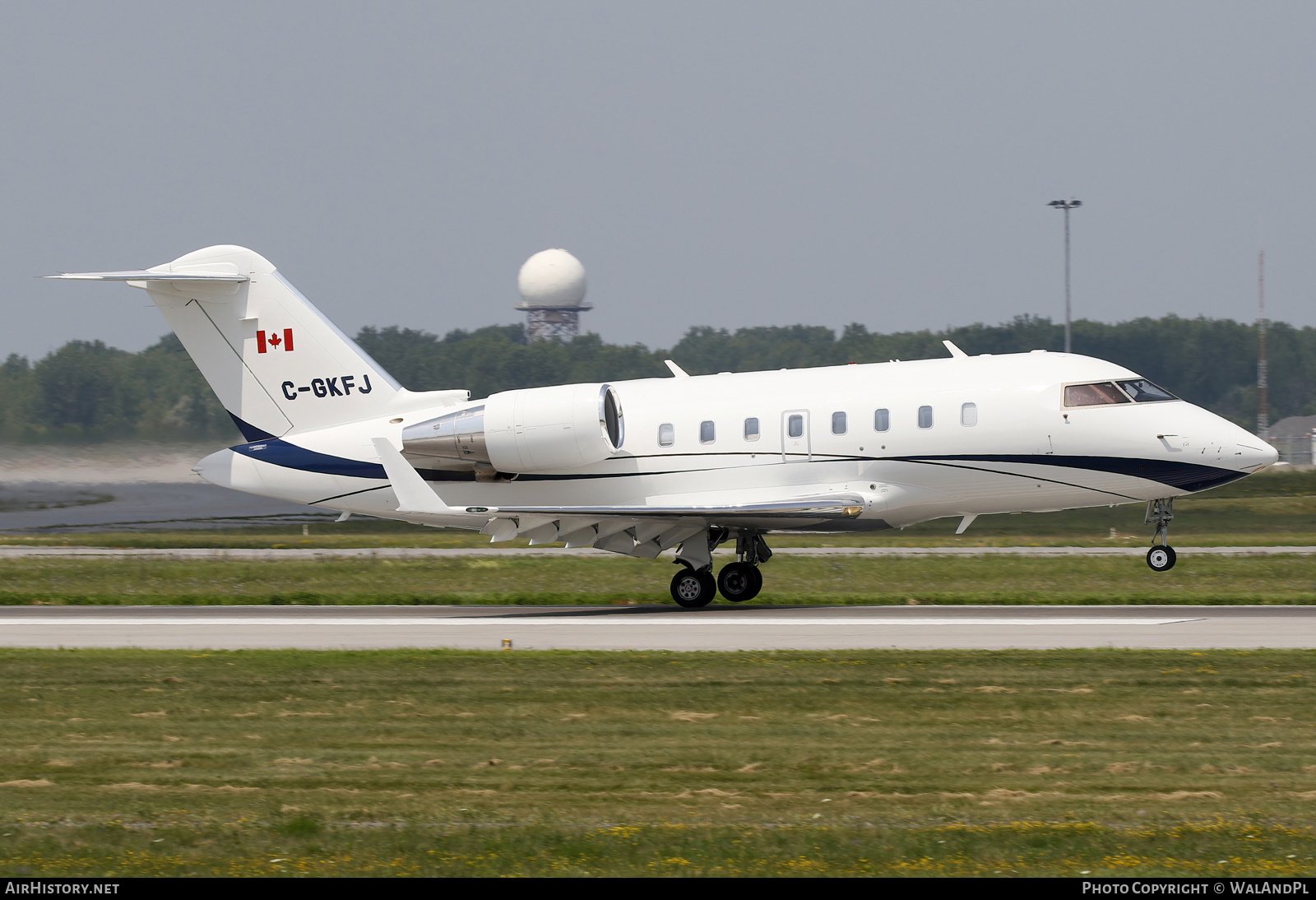 Aircraft Photo of C-GKFJ | Bombardier Challenger 605 (CL-600-2B16) | AirHistory.net #831495