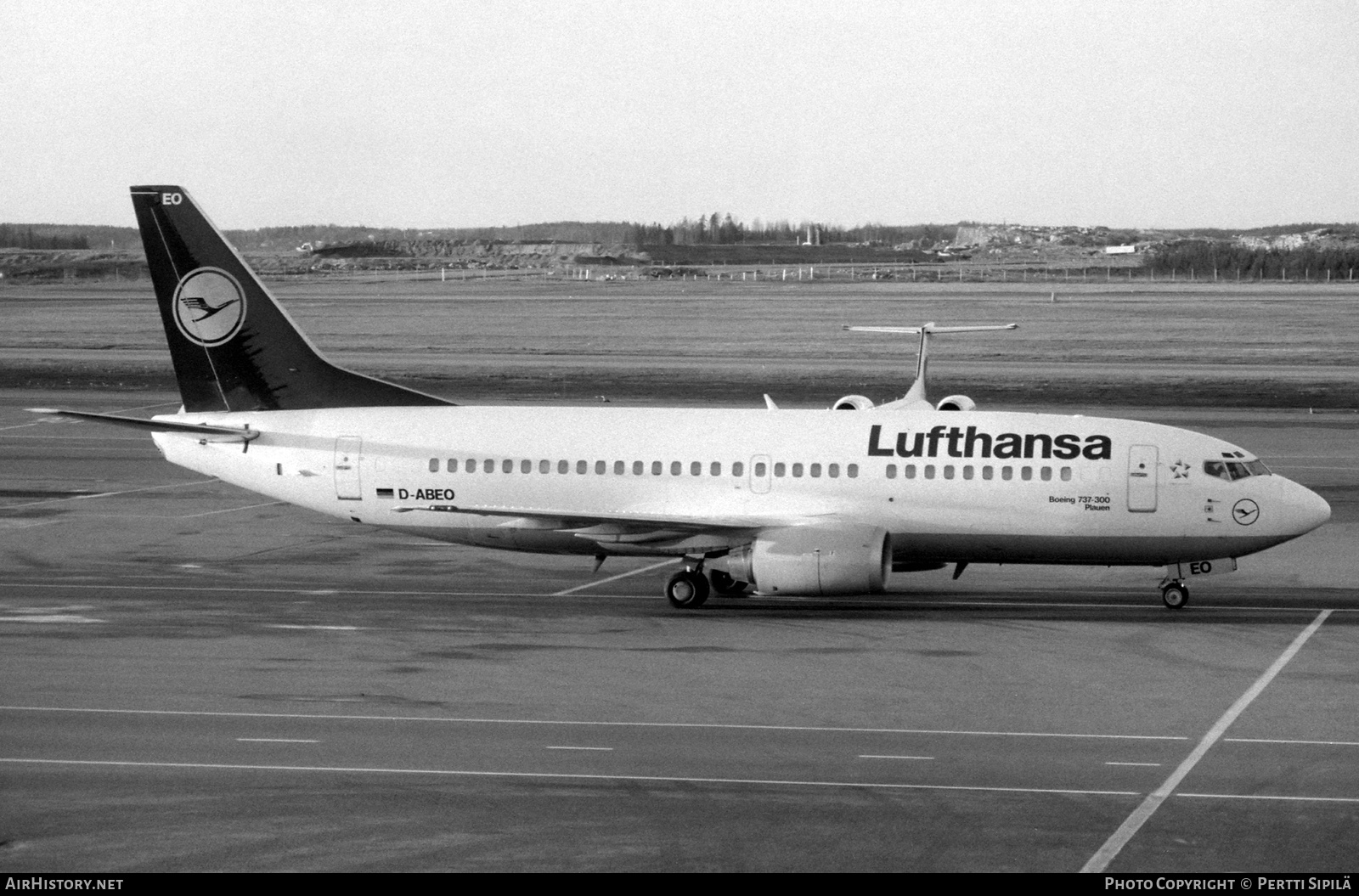 Aircraft Photo of D-ABEO | Boeing 737-330 | Lufthansa | AirHistory.net #831505