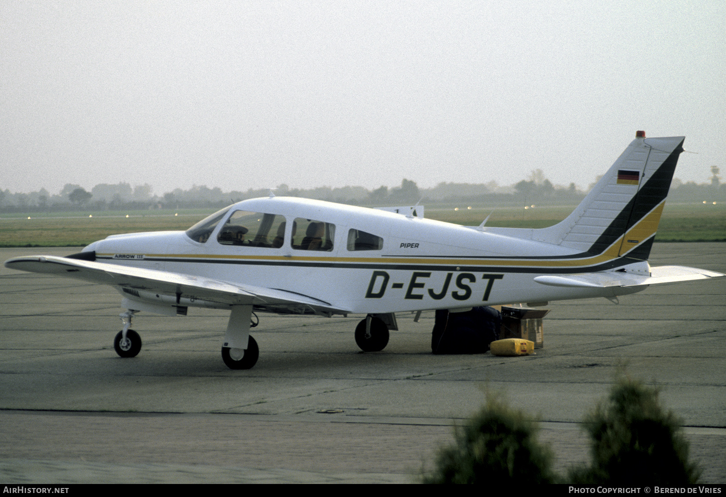 Aircraft Photo of D-EJST | Piper PA-28R-201 Arrow III | AirHistory.net #831536