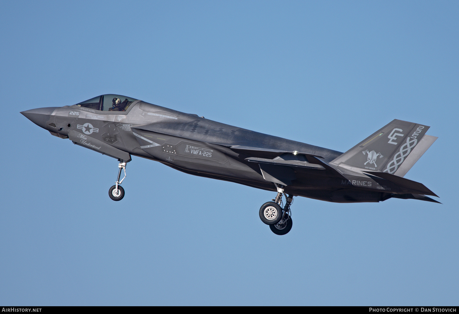 Aircraft Photo of 169920 | Lockheed Martin F-35B Lightning II | USA - Marines | AirHistory.net #831542
