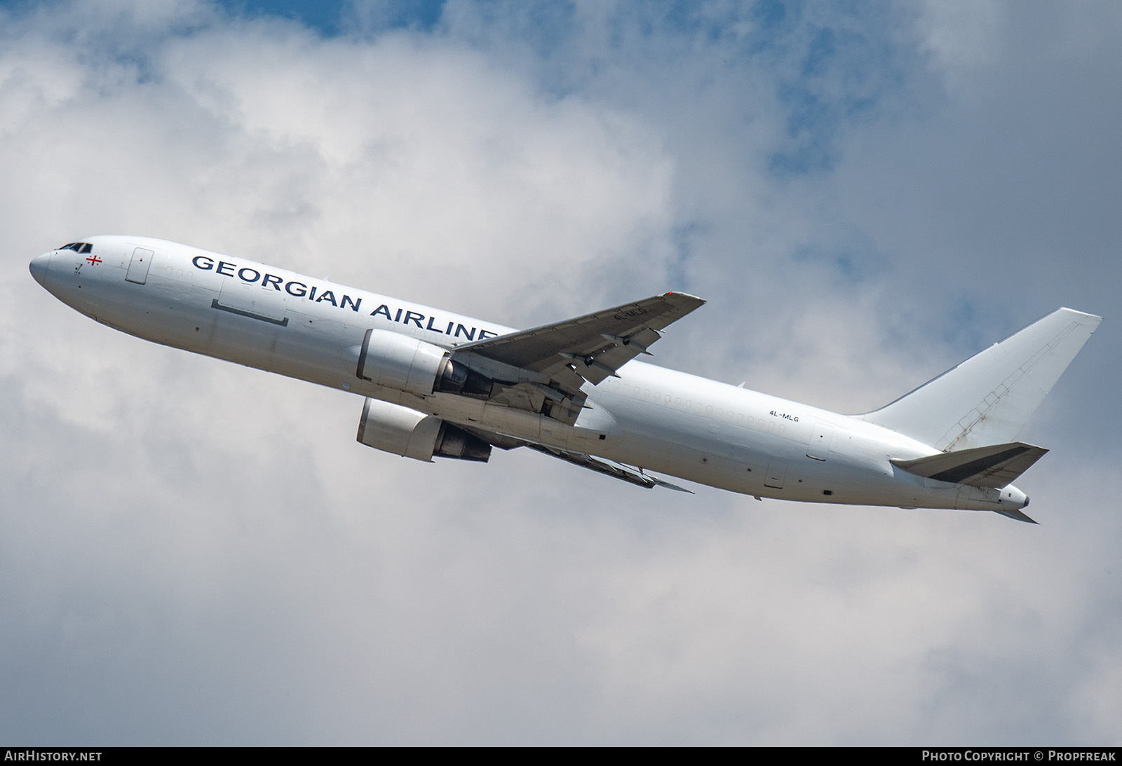 Aircraft Photo of 4L-MLG | Boeing 767-306/ER(BDSF) | Georgian Airlines | AirHistory.net #831594