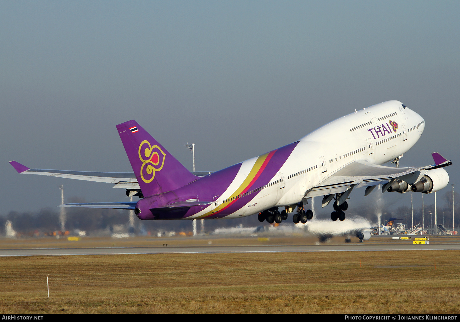 Aircraft Photo of HS-TGY | Boeing 747-4D7 | Thai Airways International | AirHistory.net #831685