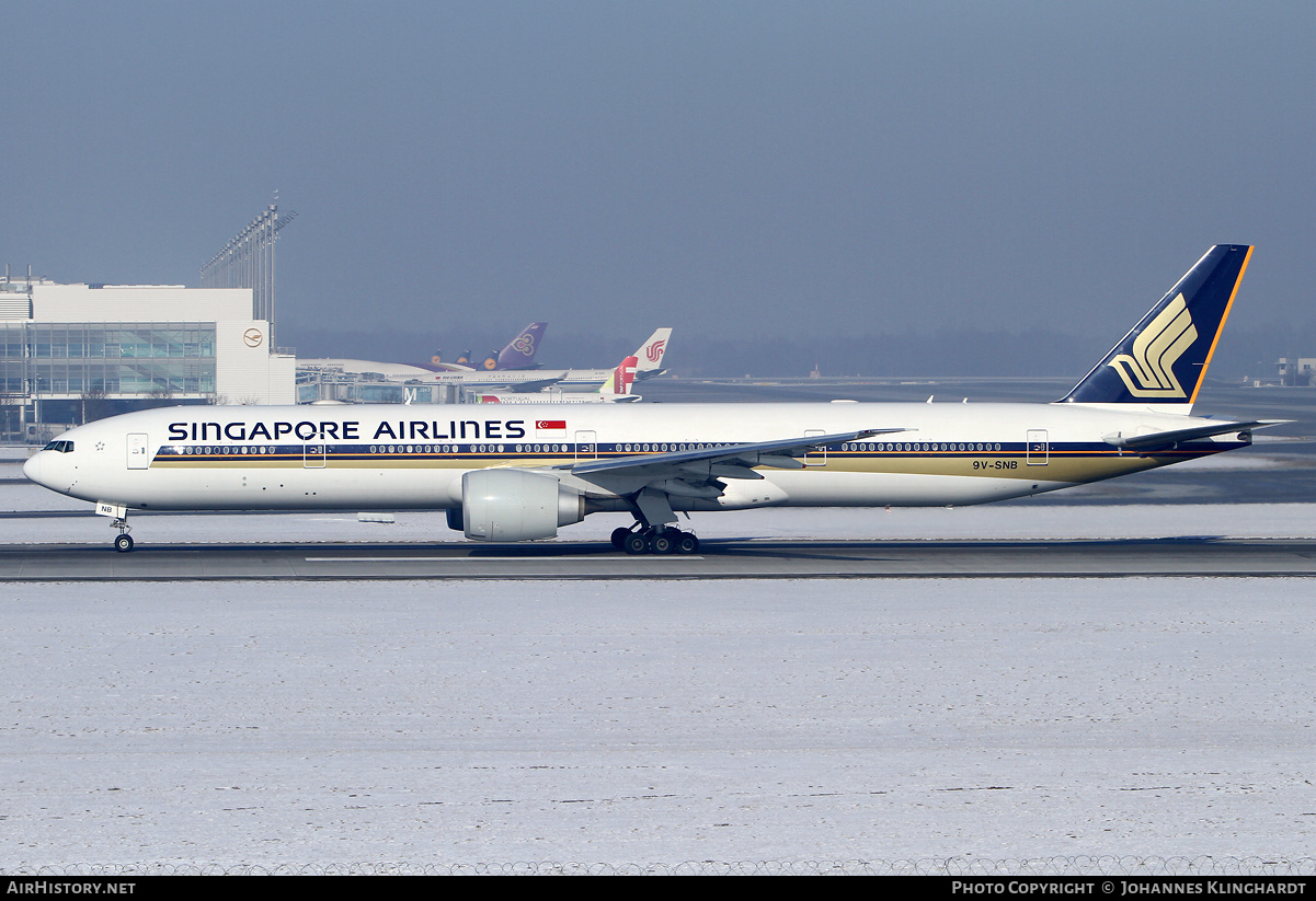Aircraft Photo of 9V-SNB | Boeing 777-312/ER | Singapore Airlines | AirHistory.net #831690