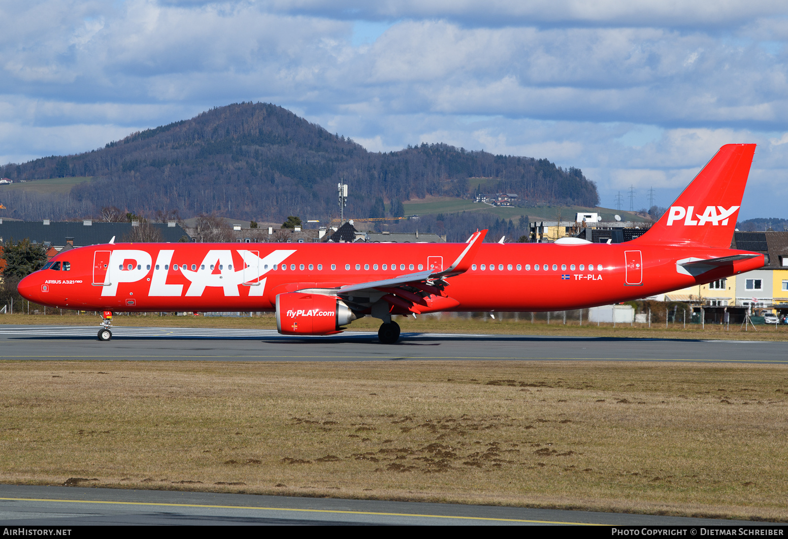 Aircraft Photo of TF-PLA | Airbus A321-251N | Play | AirHistory.net #831721