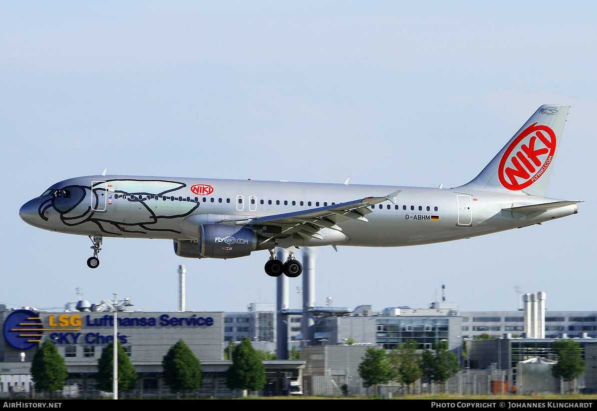 Aircraft Photo of D-ABHM | Airbus A320-214 | Niki | AirHistory.net #831740