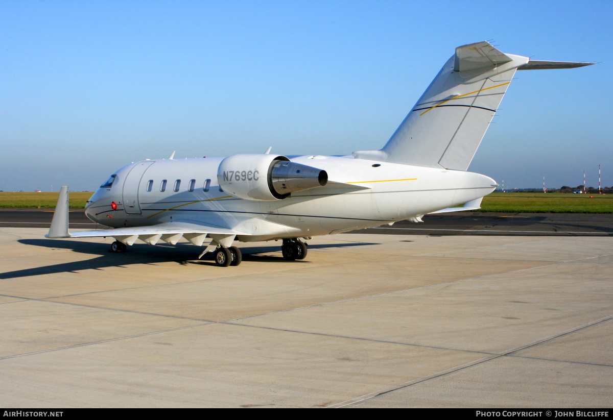 Aircraft Photo of N769CC | Bombardier Challenger 605 (CL-600-2B16) | Bombardier | AirHistory.net #831777
