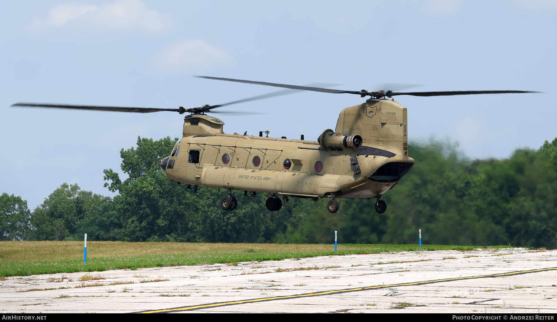 Aircraft Photo of 11-8098 | Boeing CH-47F Chinook (414) | USA - Army | AirHistory.net #831790