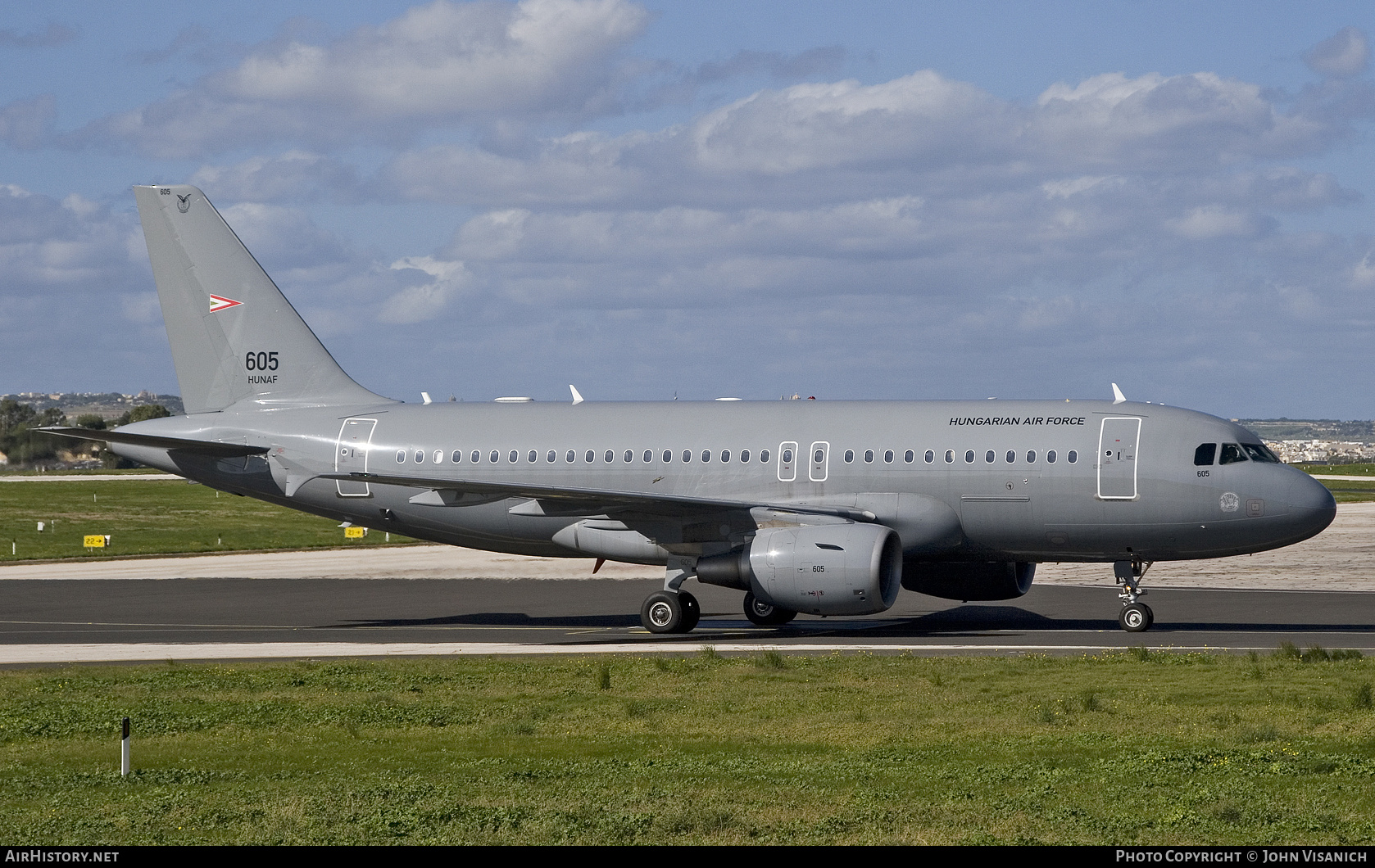 Aircraft Photo of 605 | Airbus A319-112 | Hungary - Air Force | AirHistory.net #831801