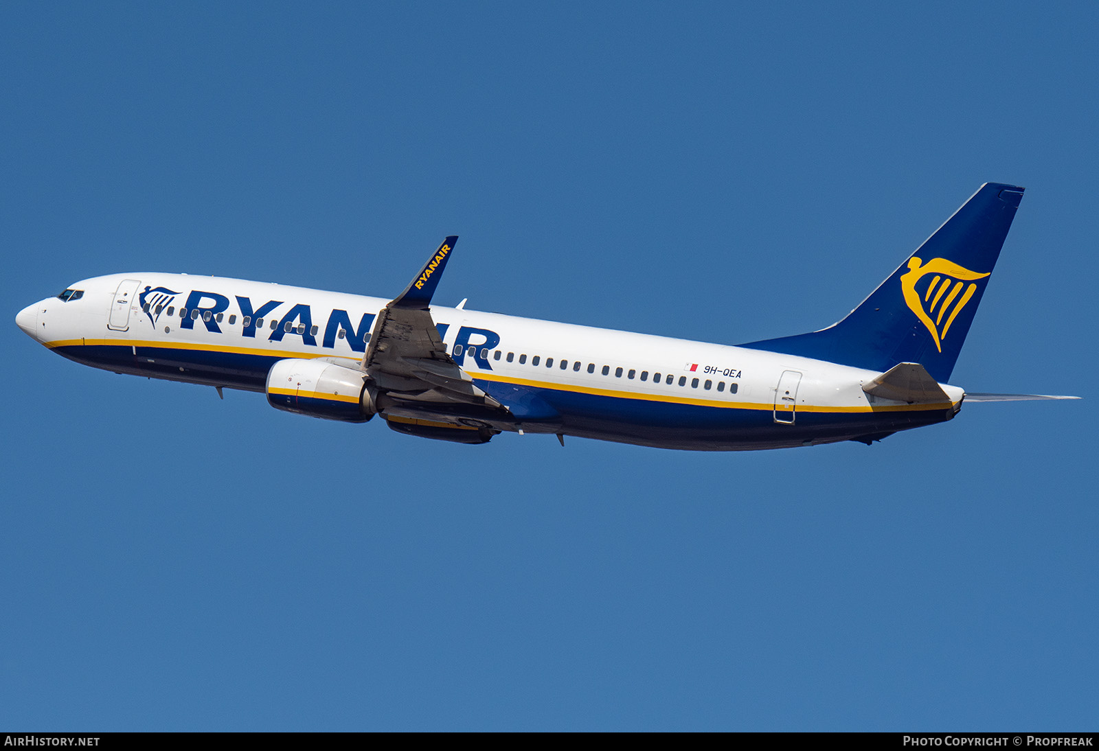Aircraft Photo of 9H-QEA | Boeing 737-800 | Ryanair | AirHistory.net #831840