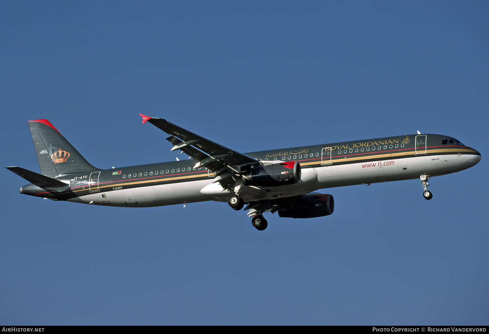 Aircraft Photo of JY-AYG | Airbus A321-231 | Royal Jordanian Airlines | AirHistory.net #831876