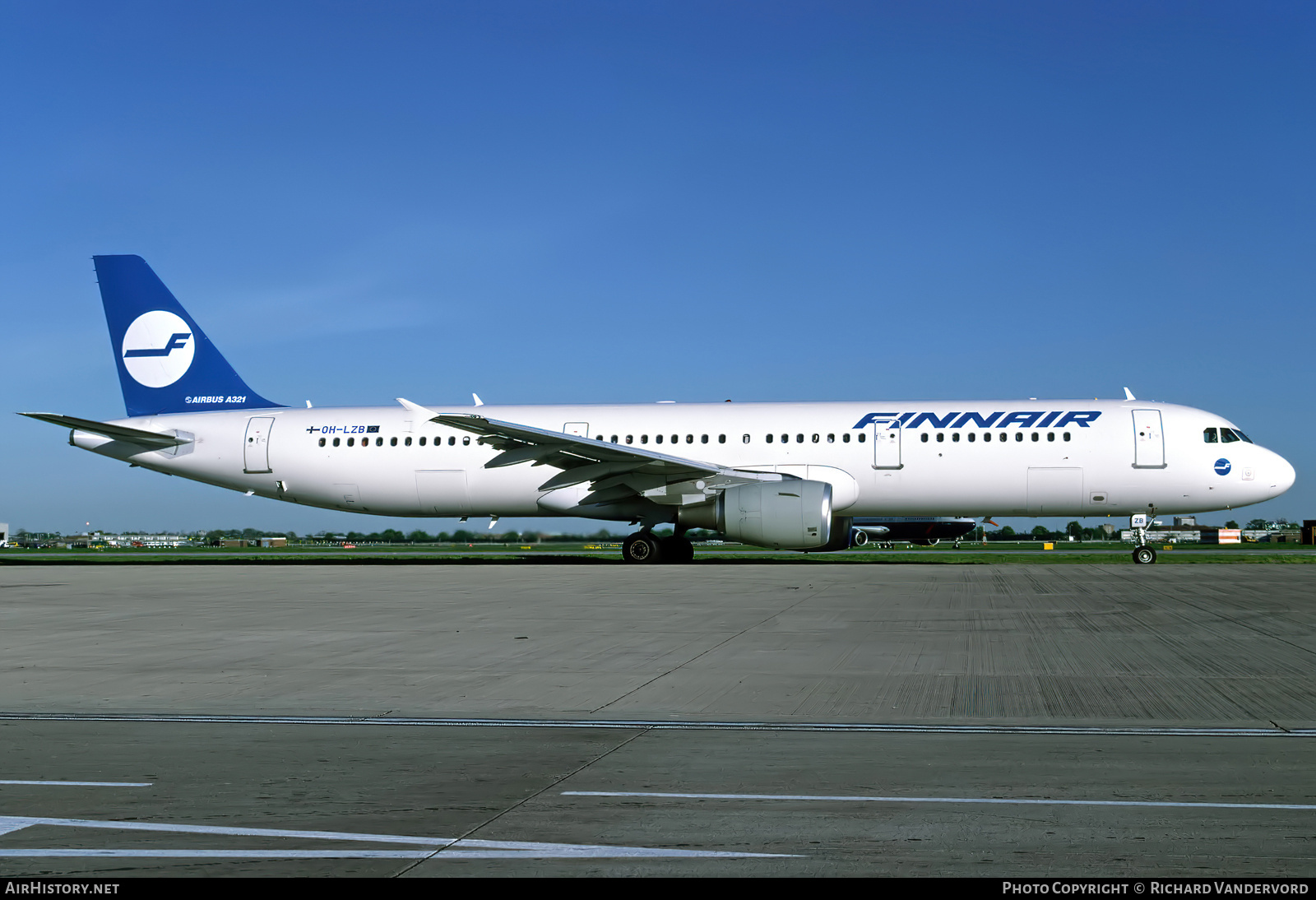 Aircraft Photo of OH-LZA | Airbus A321-211 | Finnair | AirHistory.net #831908