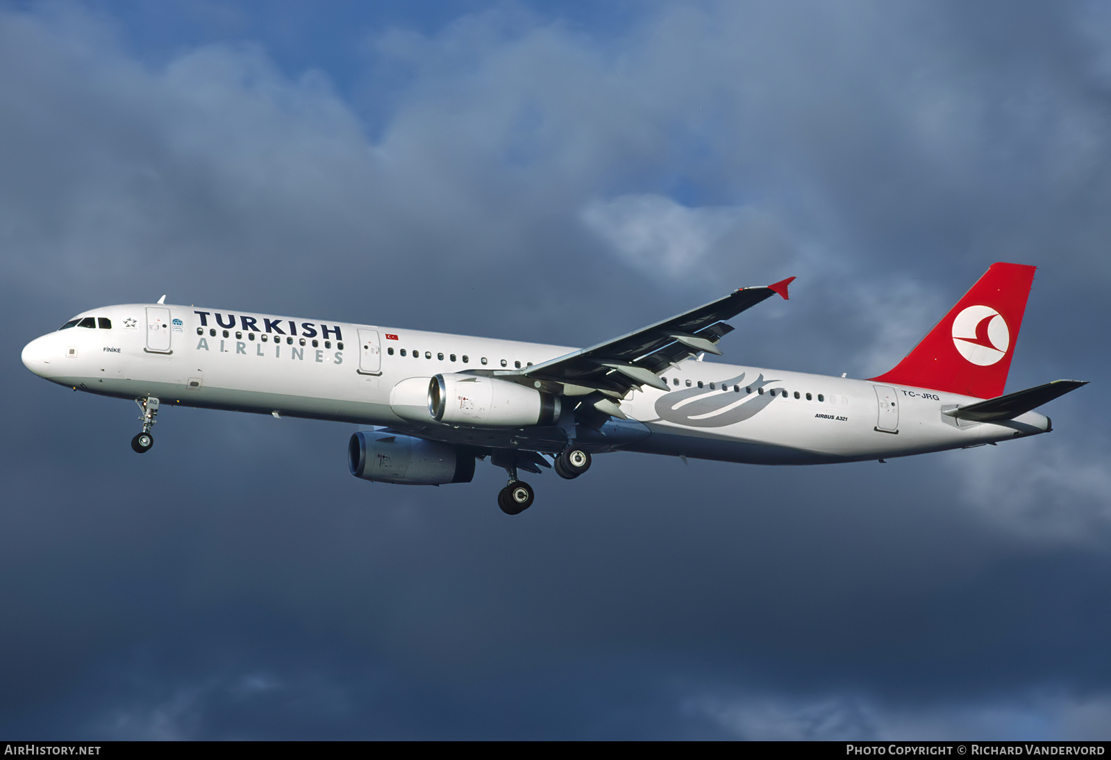 Aircraft Photo of TC-JRG | Airbus A321-231 | Turkish Airlines | AirHistory.net #831924