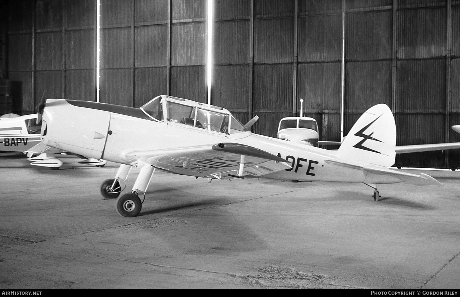 Aircraft Photo of G-AOFE | De Havilland DHC-1 Chipmunk Mk22A | AirHistory.net #831943