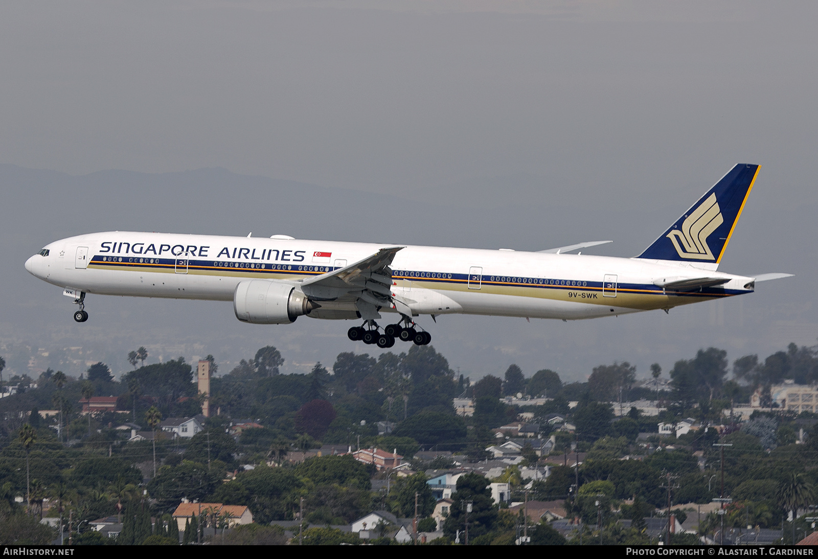 Aircraft Photo of 9V-SWK | Boeing 777-312/ER | Singapore Airlines | AirHistory.net #831996