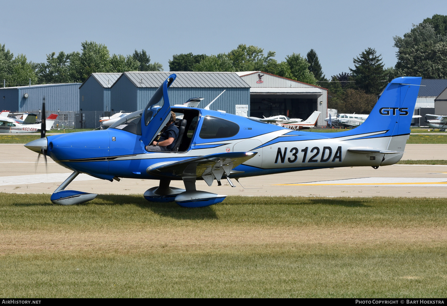 Aircraft Photo of N312DA | Cirrus SR-22 G2-GTS | AirHistory.net #832012
