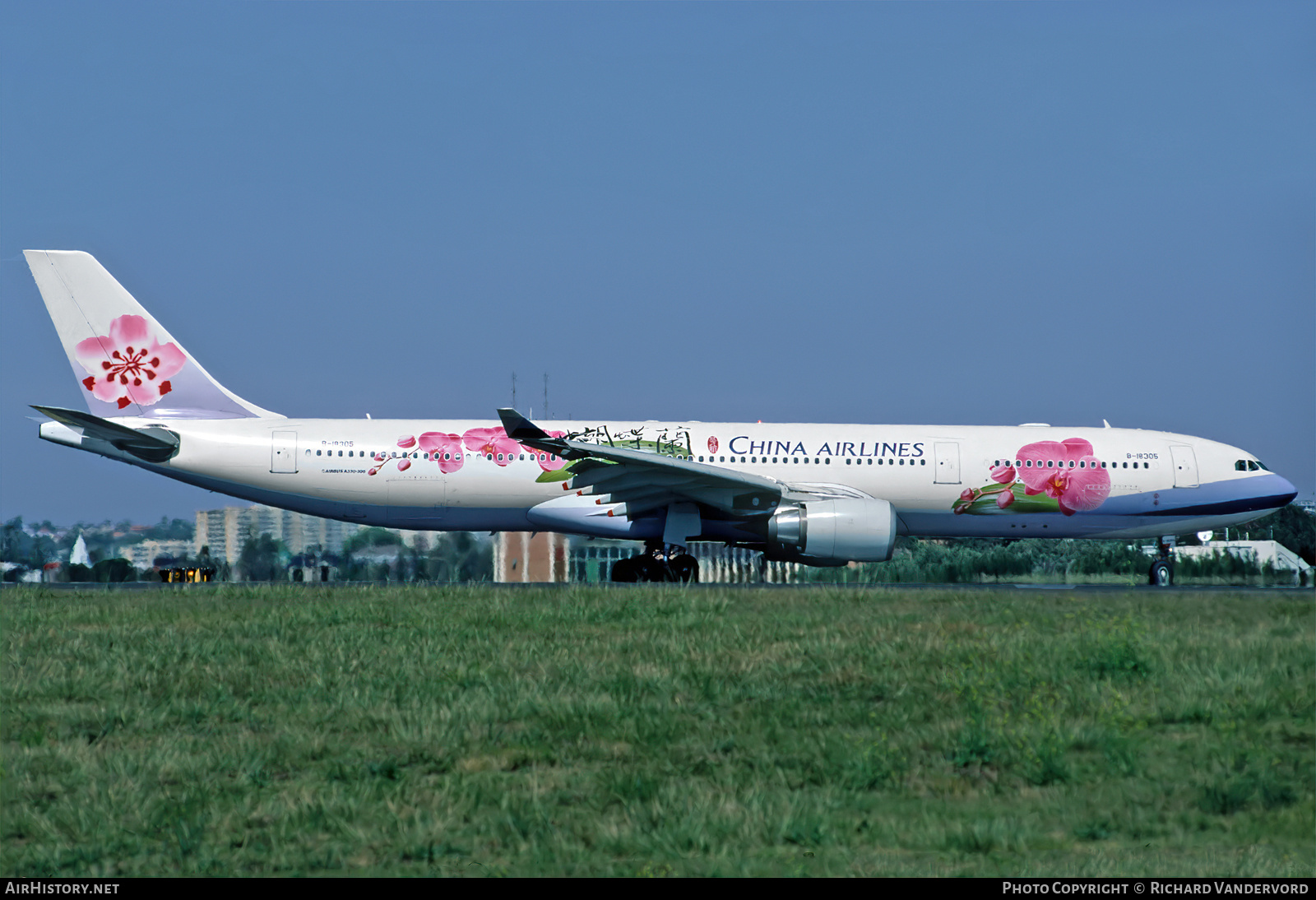 Aircraft Photo of B-18305 | Airbus A330-302 | China Airlines | AirHistory.net #832058