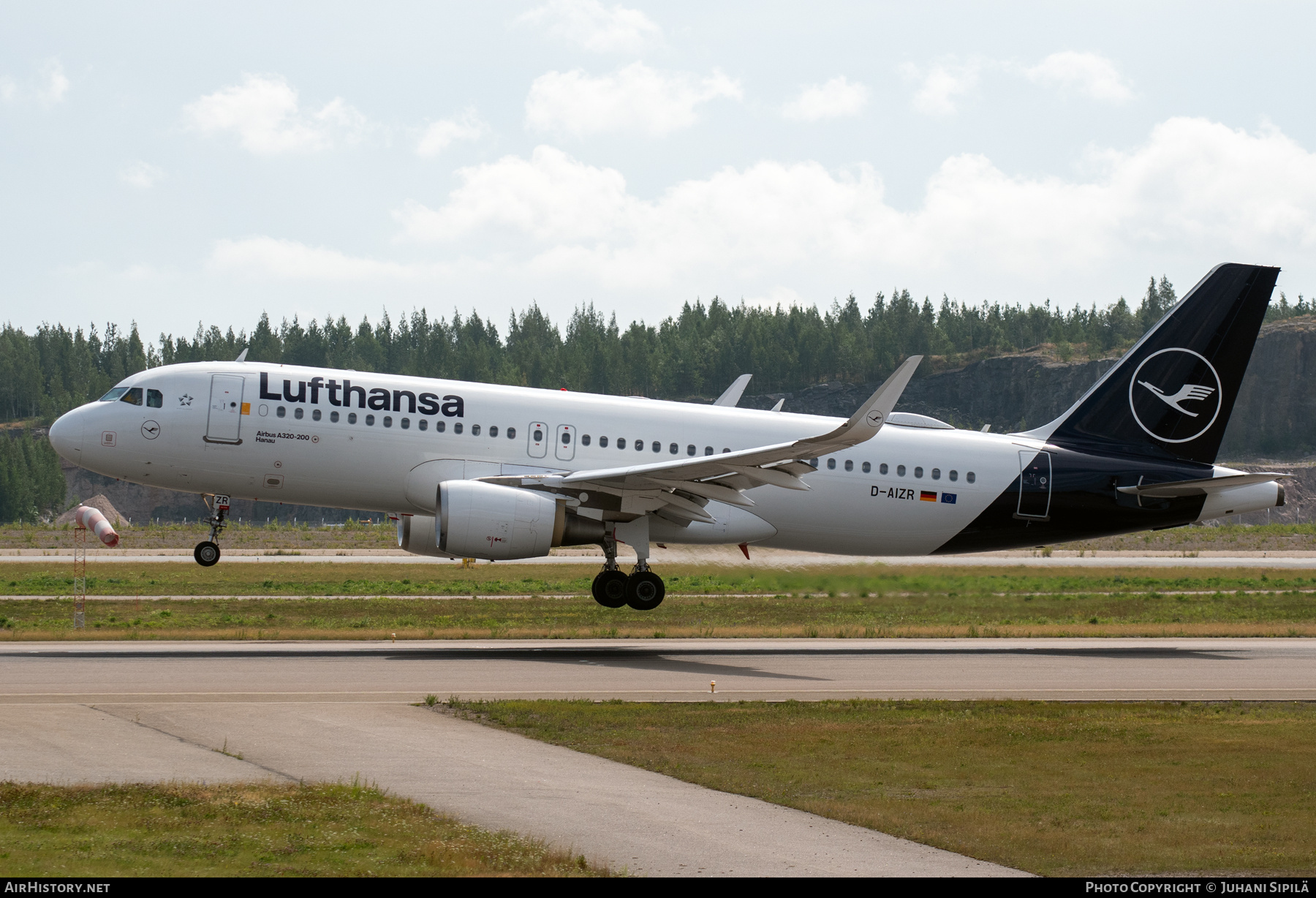 Aircraft Photo of D-AIZR | Airbus A320-214 | Lufthansa | AirHistory.net #832119