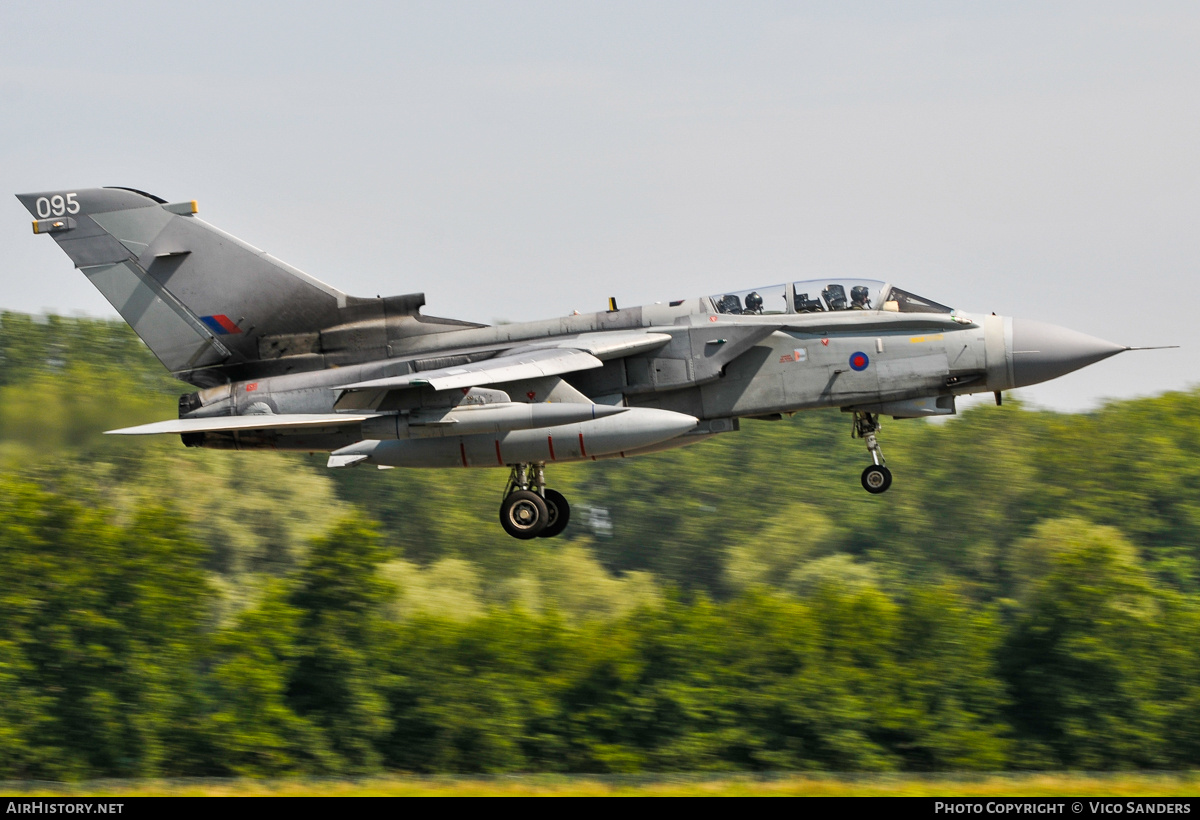 Aircraft Photo of ZD747 | Panavia Tornado GR4 | UK - Air Force | AirHistory.net #832185