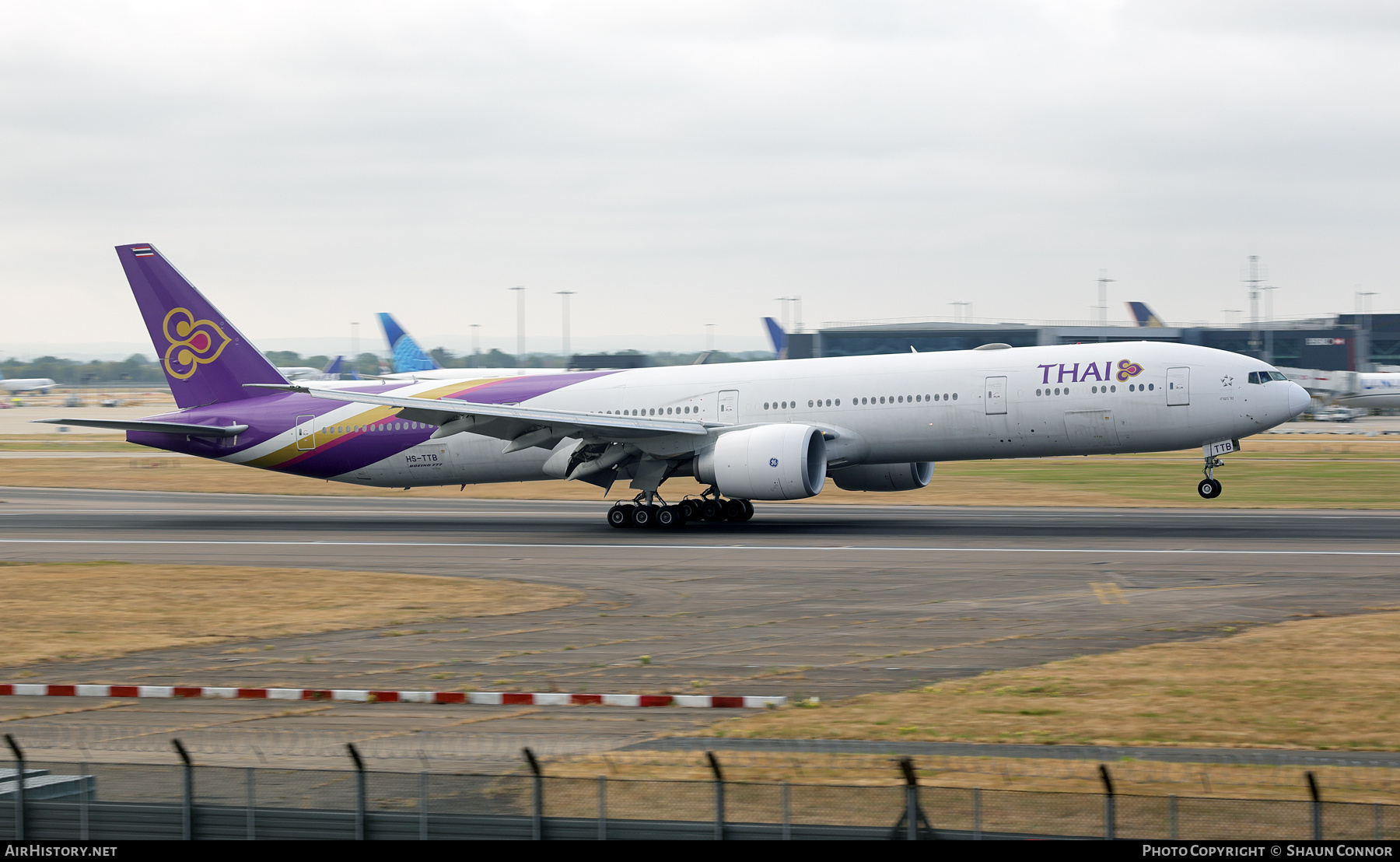 Aircraft Photo of HS-TTB | Boeing 777-300/ER | Thai Airways International | AirHistory.net #832227