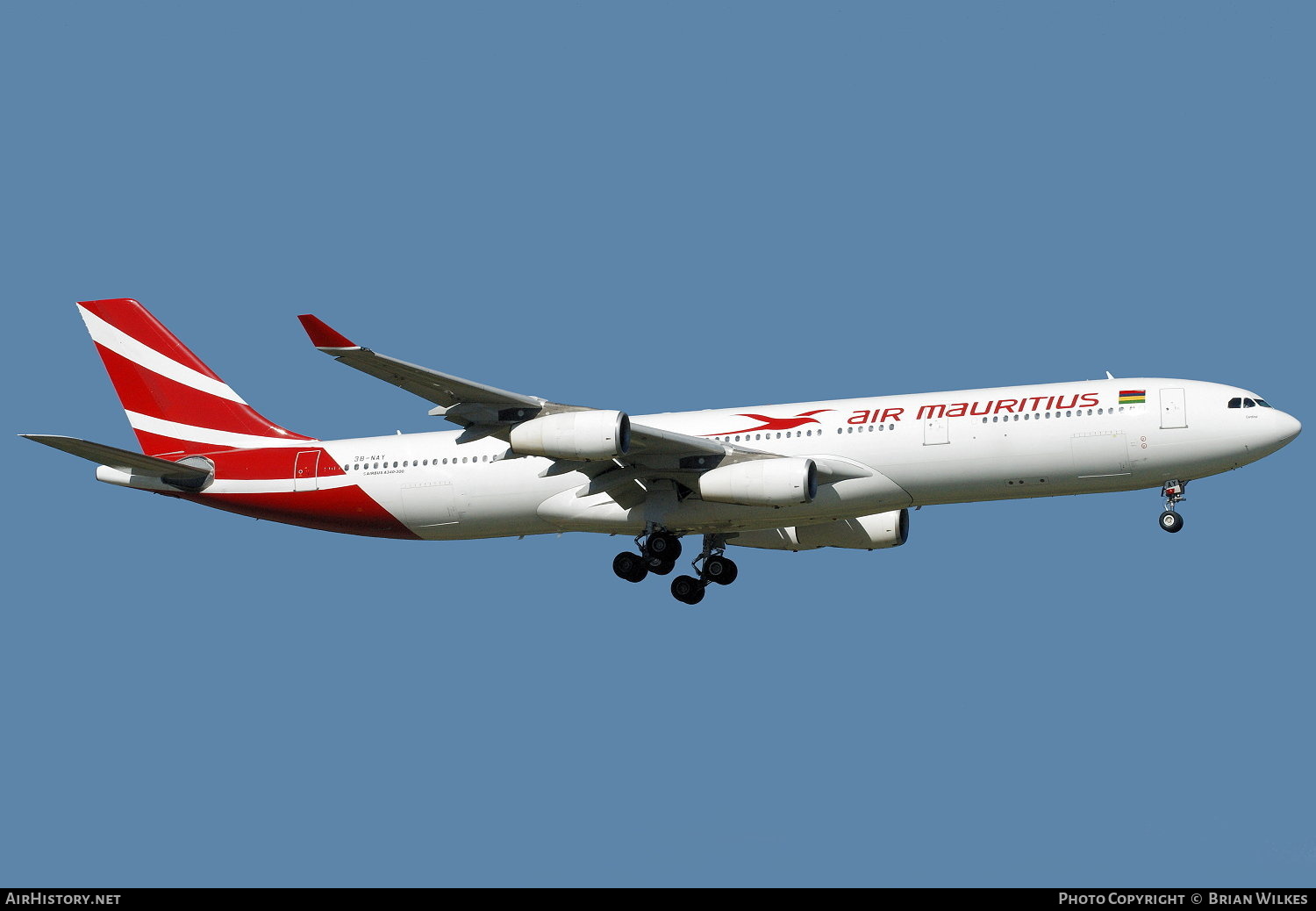 Aircraft Photo of 3B-NAY | Airbus A340-313 | Air Mauritius | AirHistory.net #832257