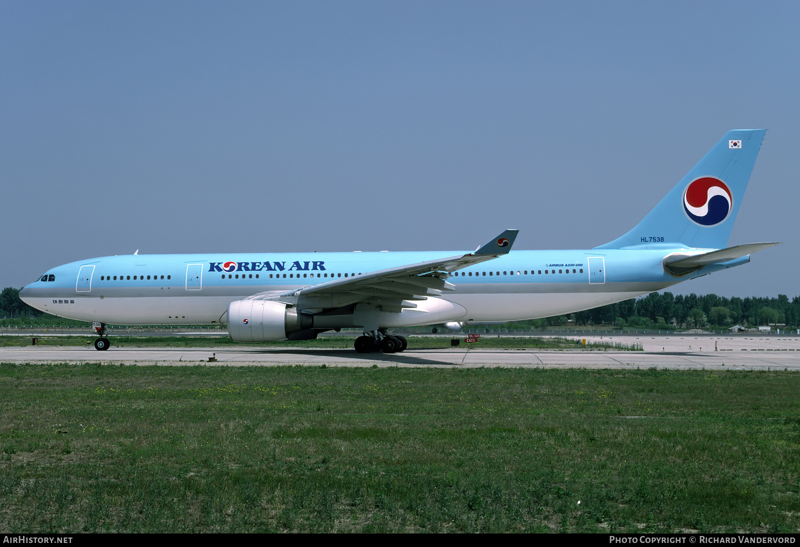 Aircraft Photo of HL7538 | Airbus A330-223 | Korean Air | AirHistory.net #832331